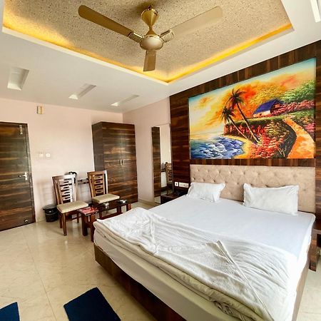 Shree Ganesh Hotel Puri Eksteriør billede
