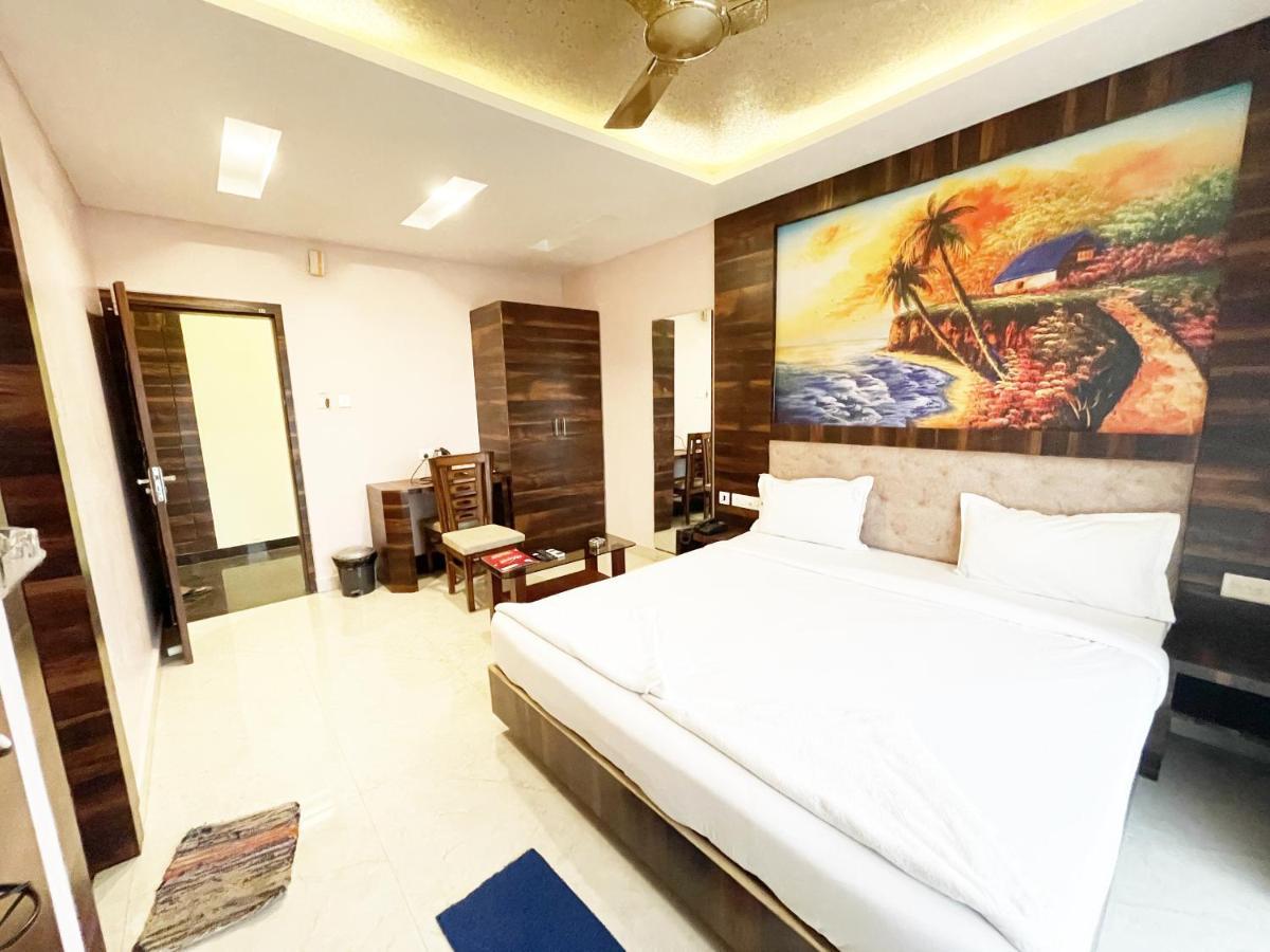 Shree Ganesh Hotel Puri Eksteriør billede