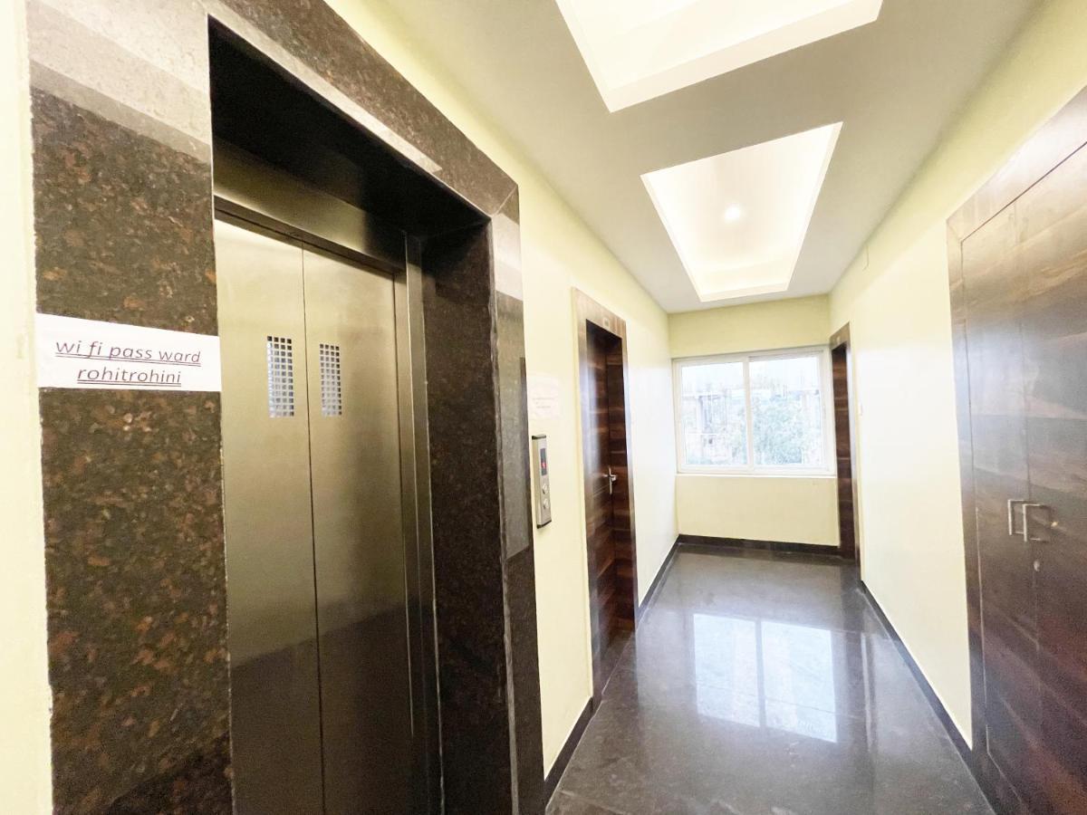 Shree Ganesh Hotel Puri Eksteriør billede