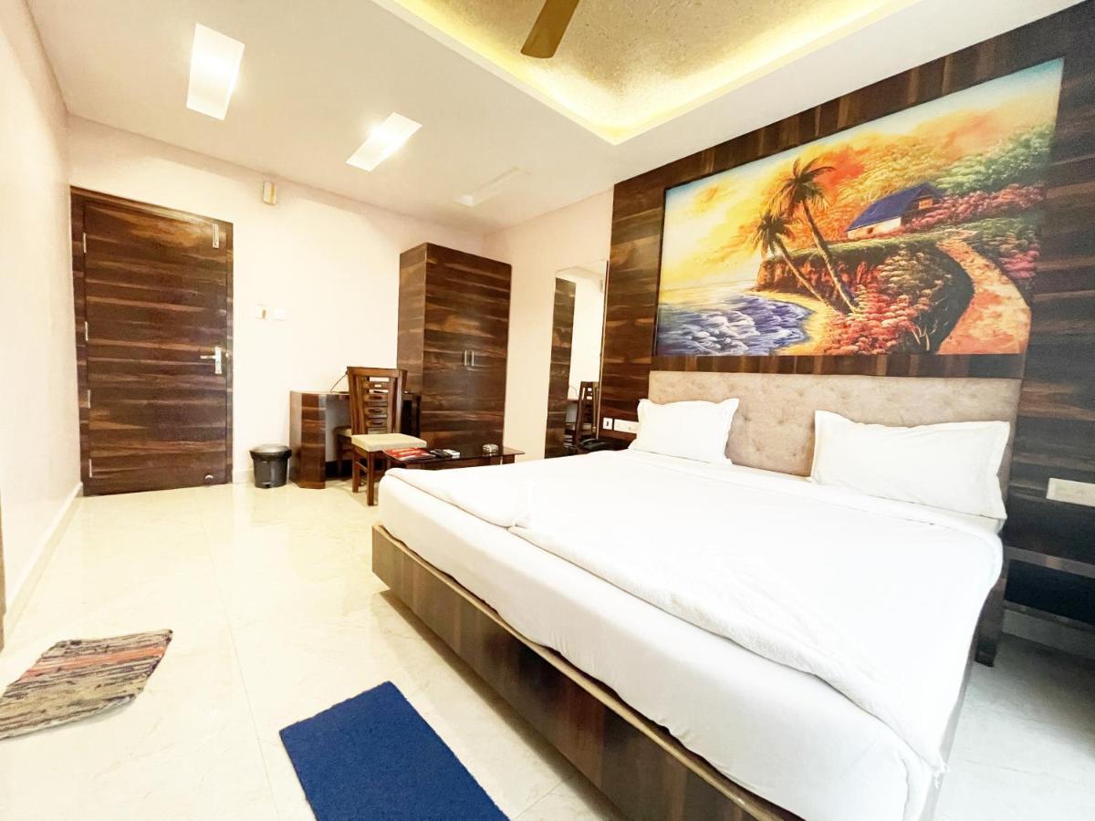 Shree Ganesh Hotel Puri Eksteriør billede