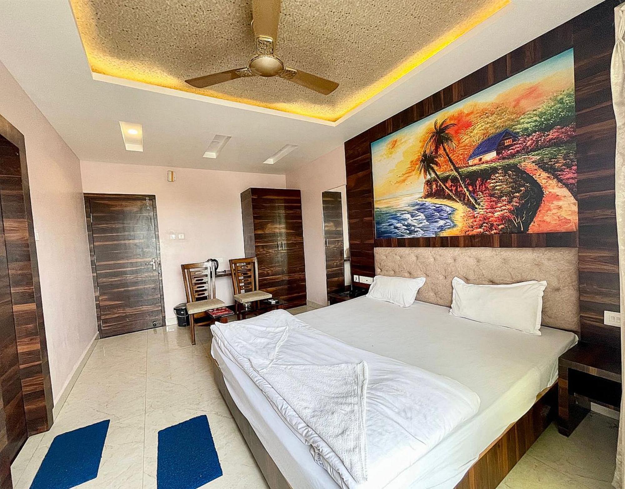Shree Ganesh Hotel Puri Eksteriør billede