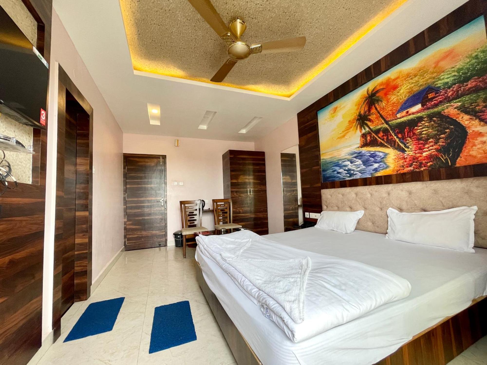 Shree Ganesh Hotel Puri Eksteriør billede